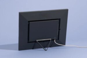 Khung tranh điện: vật liệu, độ dày và sự khác biệt giữa từng loại